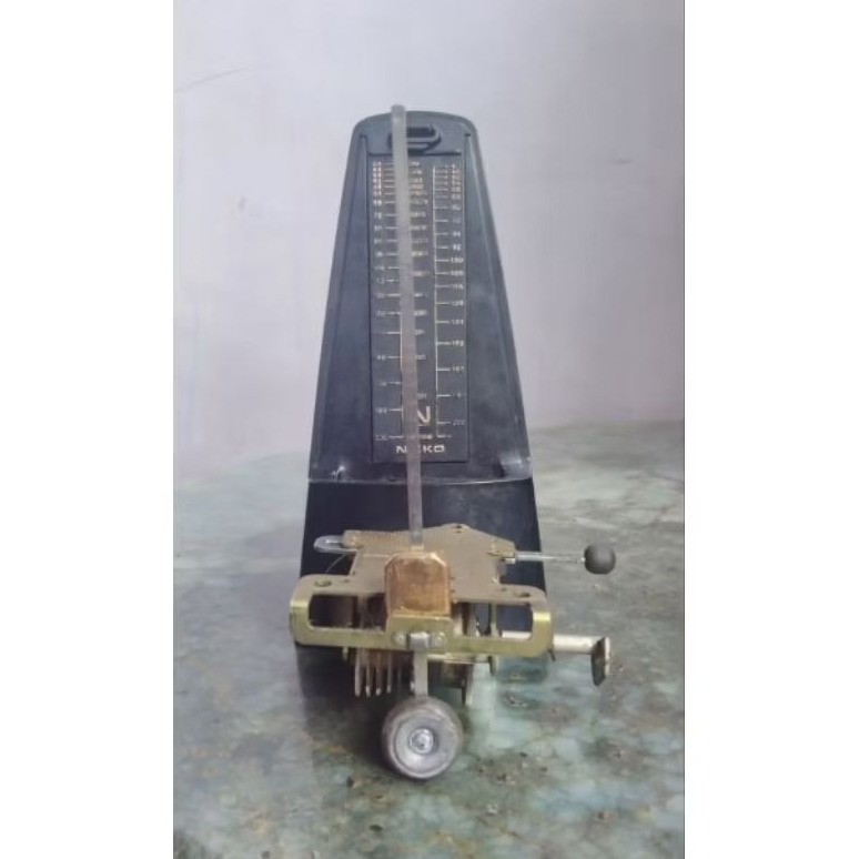 Metronome merk Nikko