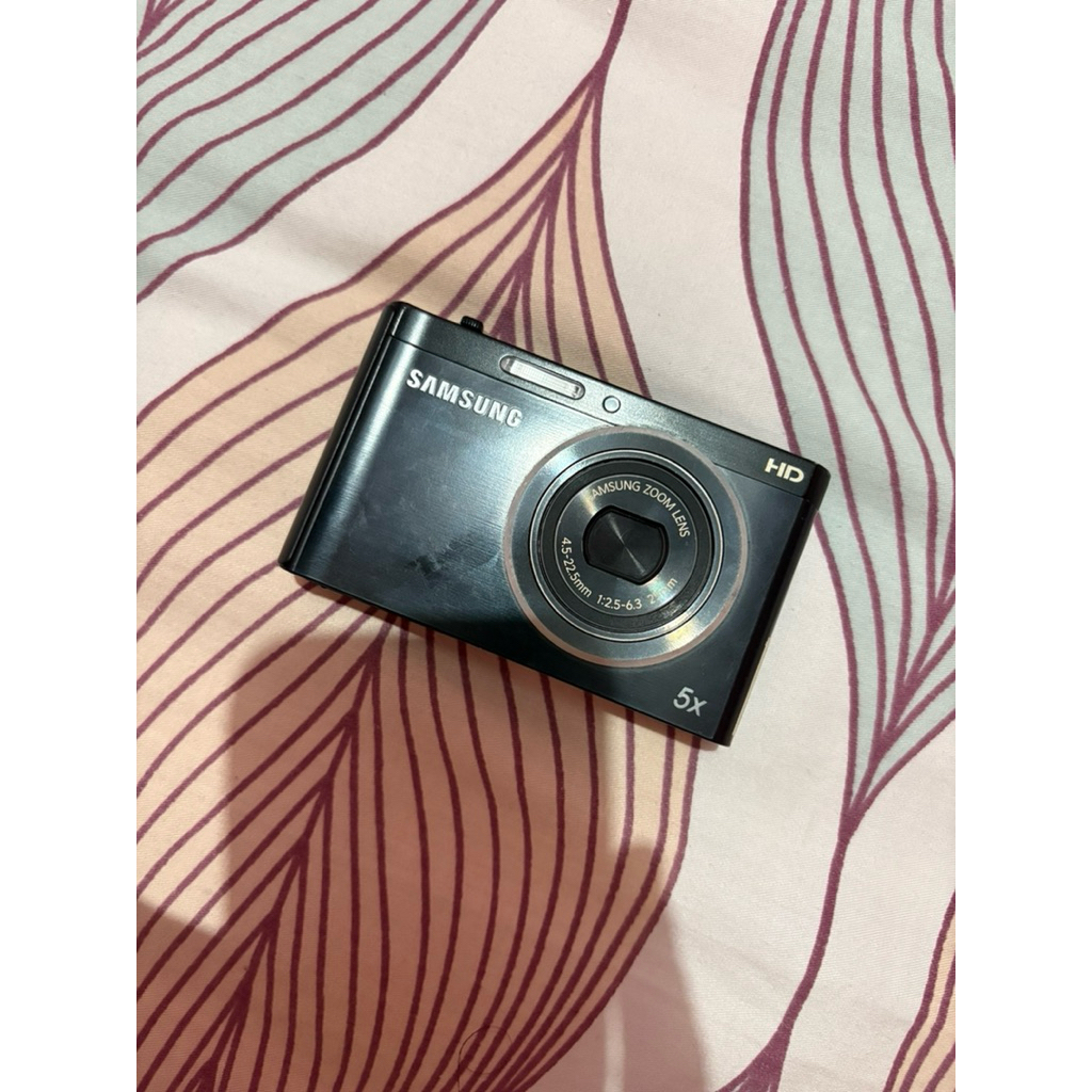 digicam samsung dv300f dual lcd