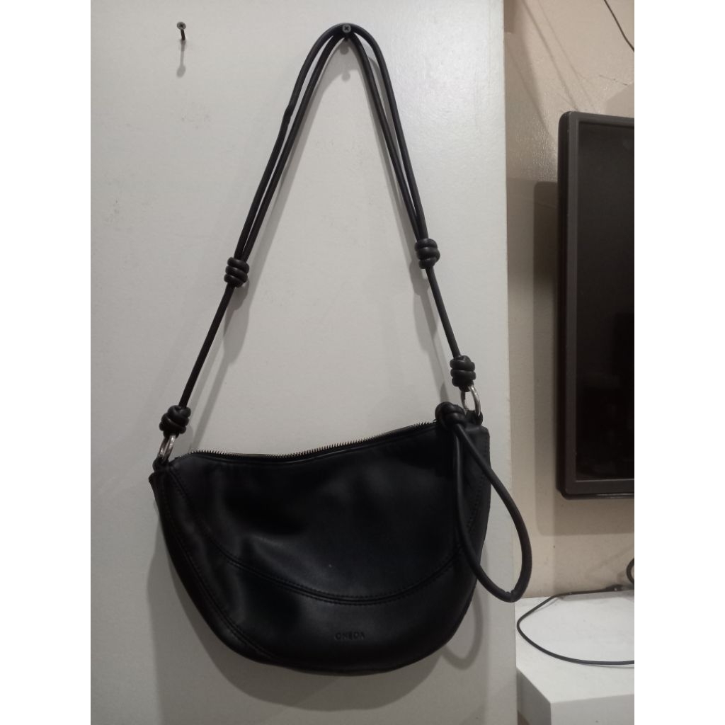 sling bag by 'oneda'