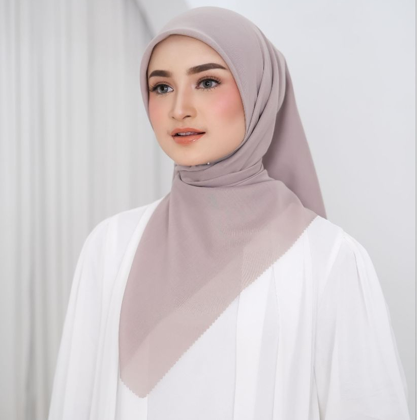 Voile Paris Scarf | Hijab Segiempat Paris Voile by Elvania