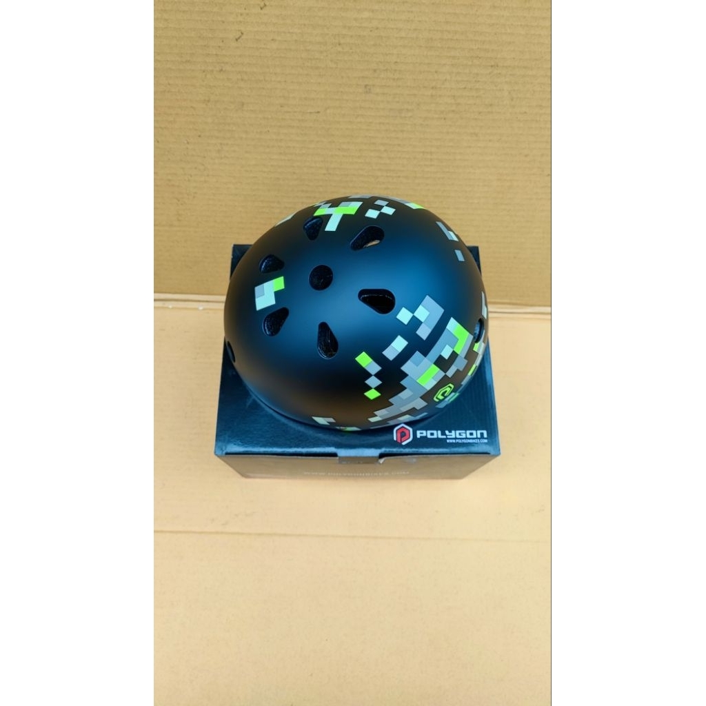 Helm Pixel Grey Green Batok BMX Polygon Size L Adjustable.  Helmet Sepeda