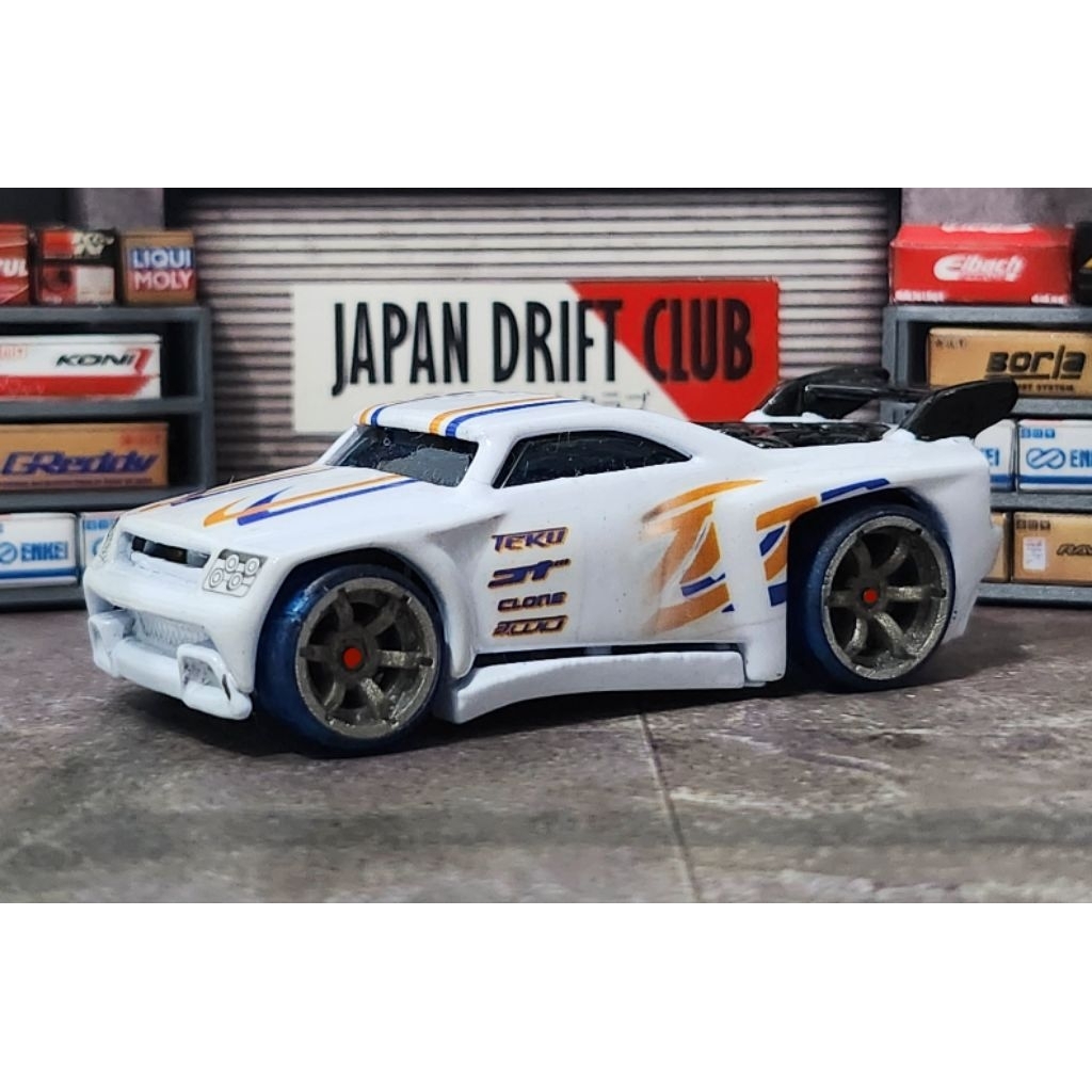 Hotwheels Custom Bassline Acceleracers