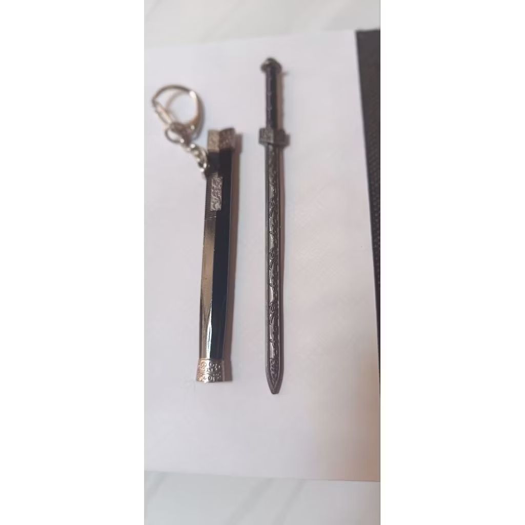 Gantungan kunci pedang mini 12 mm/ tradisional china