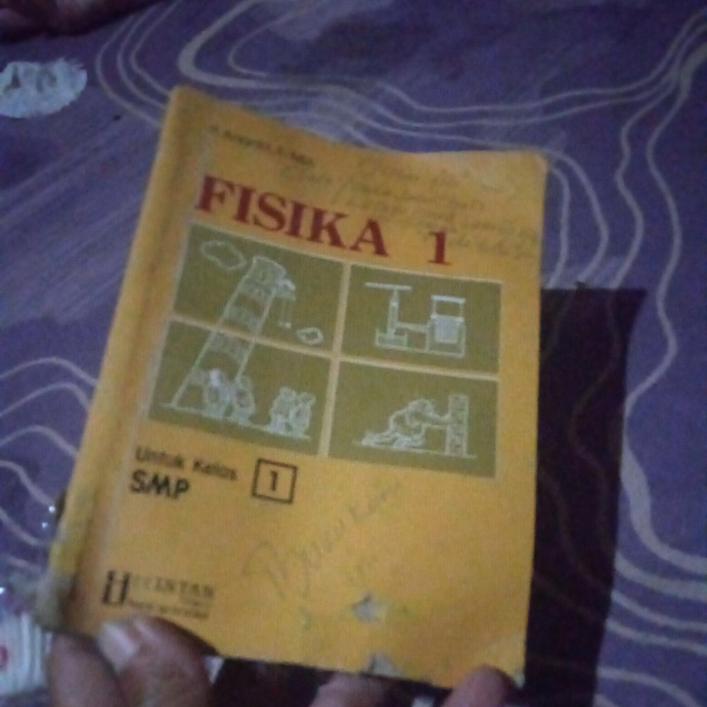 buku Fisika 1, untuk kelas 1 SMP, buku original jadul