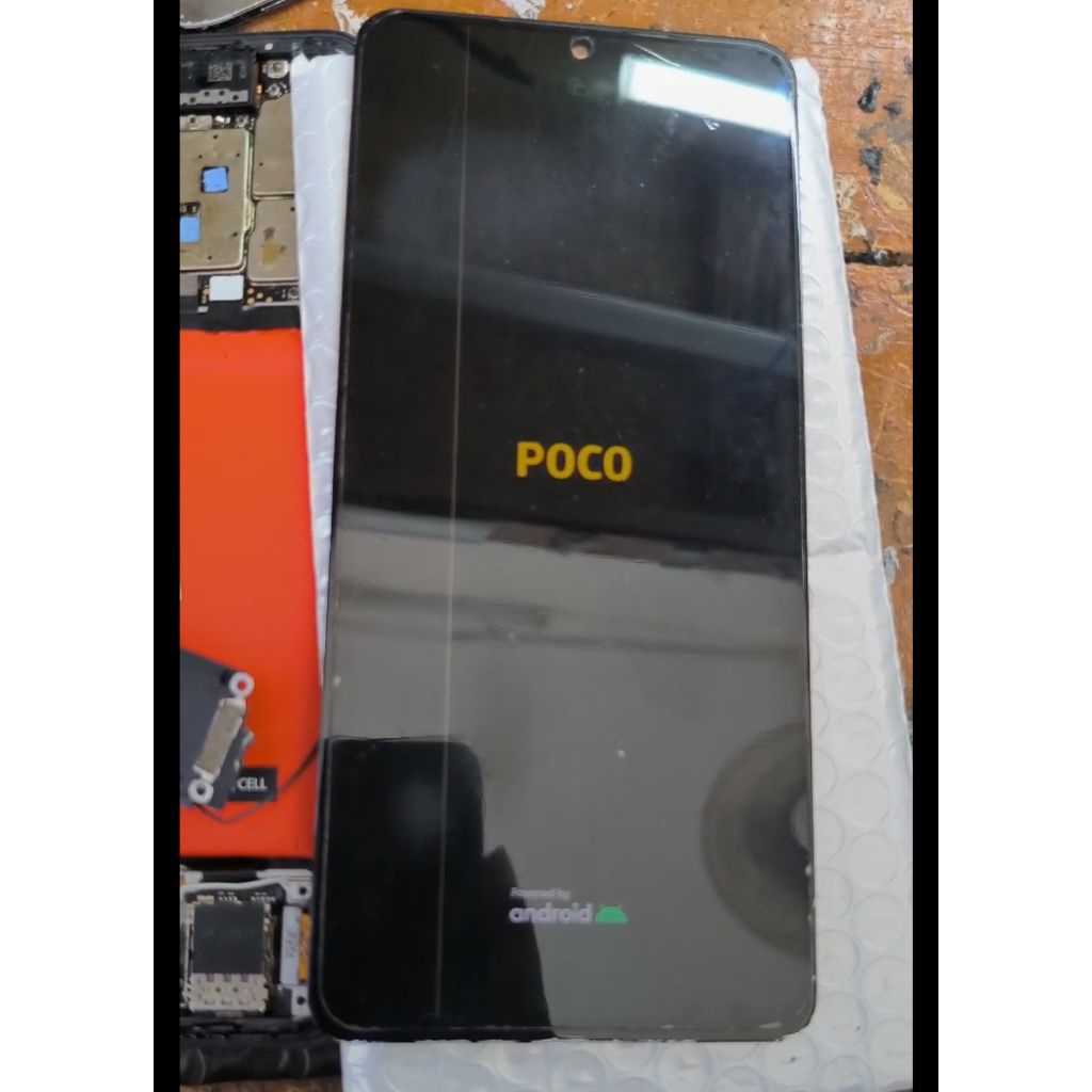 lcd poco f3 minus layak pakai