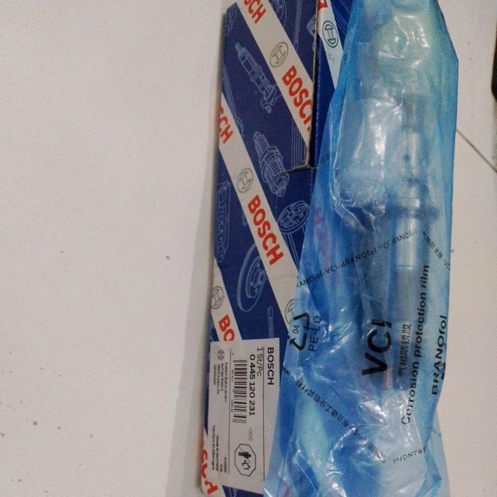 Injector Assy Bosch 0 445 120 231/0445120231 Komatsu PC200 PN6754-11-3011/6754-11-3011