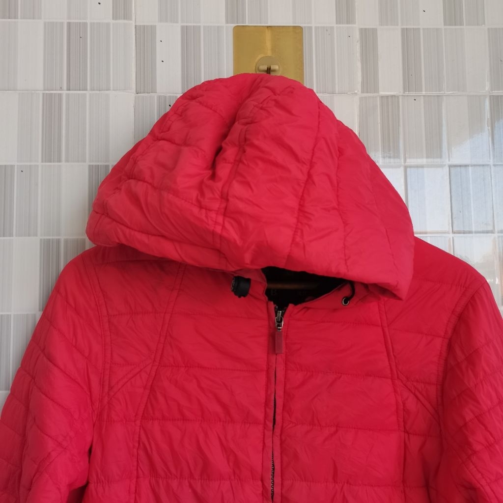 1438. HOODIE ZIIP BULANG BARBOUR WARNA MERAH SIZE L PRELOVED