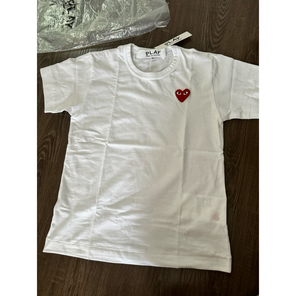 BNWT kaos comme des garcons CDG play Tshirt ORI JAPAN
