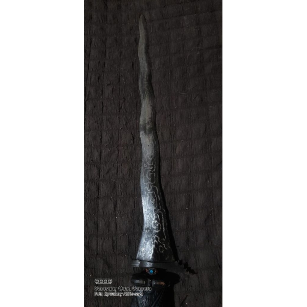 keris luk 9 bali