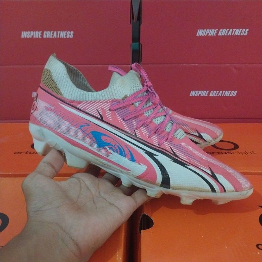 Sepatu Bola Azero Size 43
