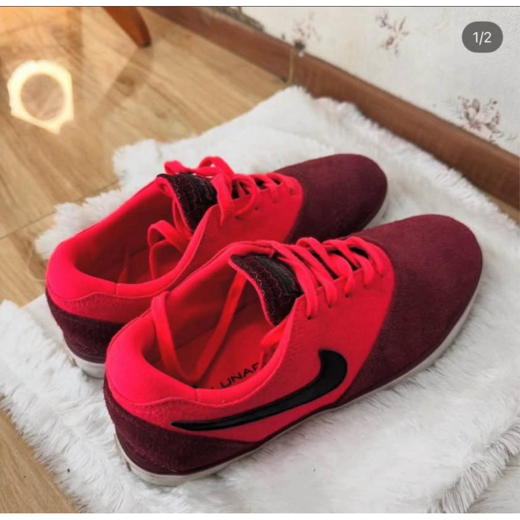 [Preloved] Sepatu NIKE wanita Red Pink Cherry