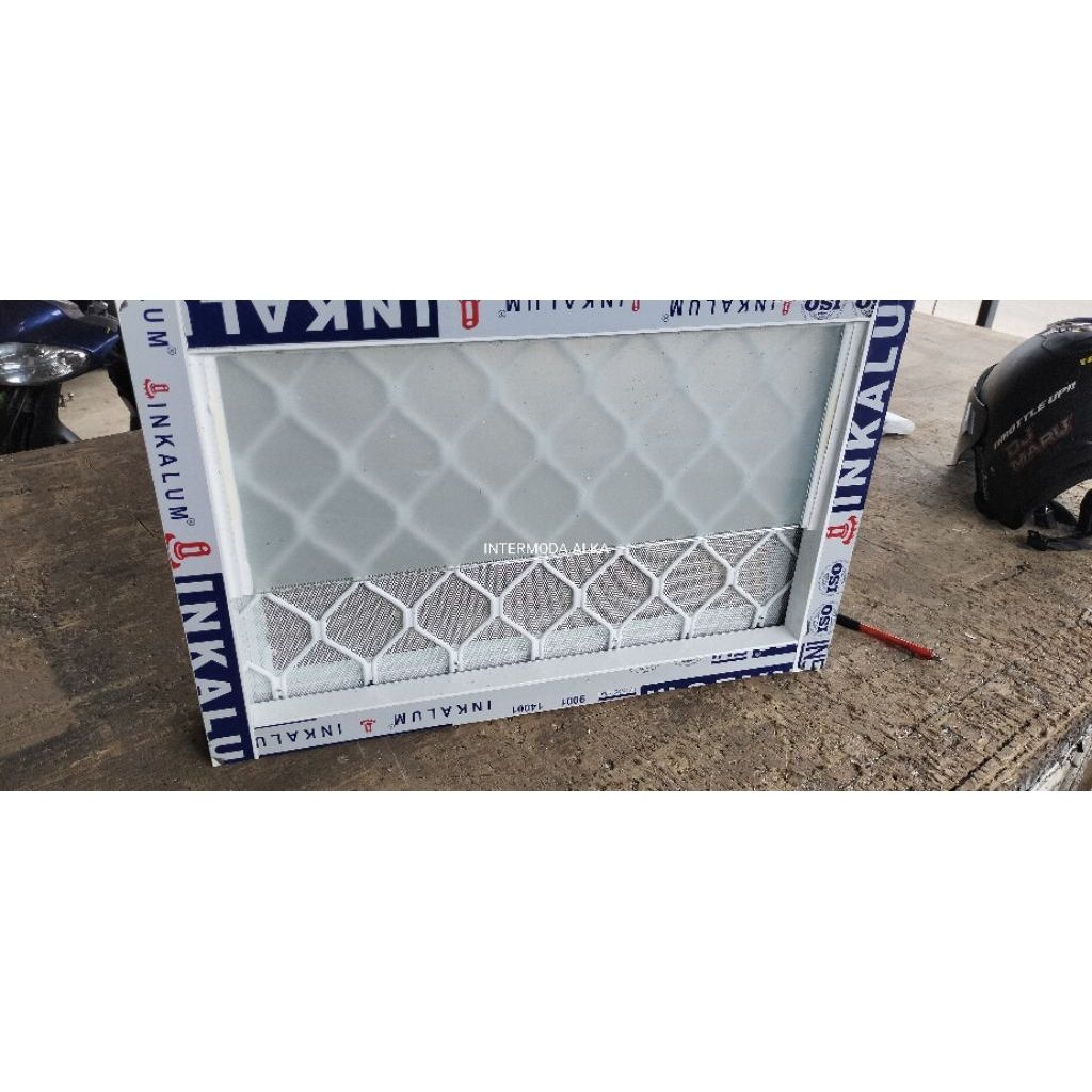 Boven kaca zigzag kawat nyamuk 40 x60