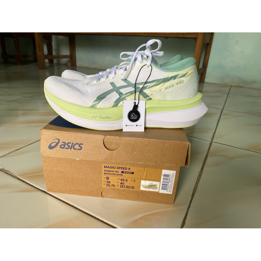 Asics Magic Speed 4 preloved