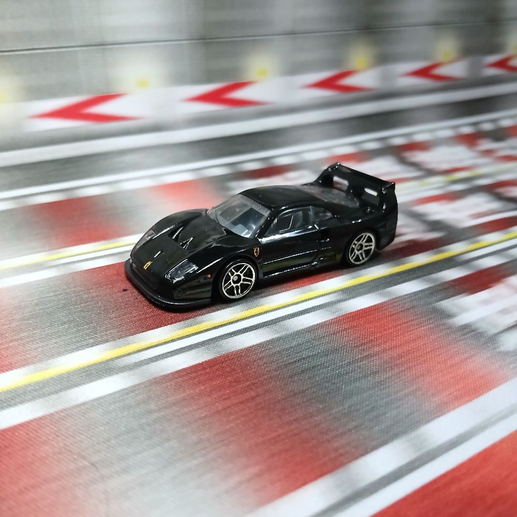 HOT WHEELS FERRARI F40 BLACK LOOSE