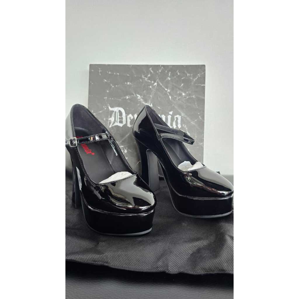 demonia dolly 50 marry jane chunky heels