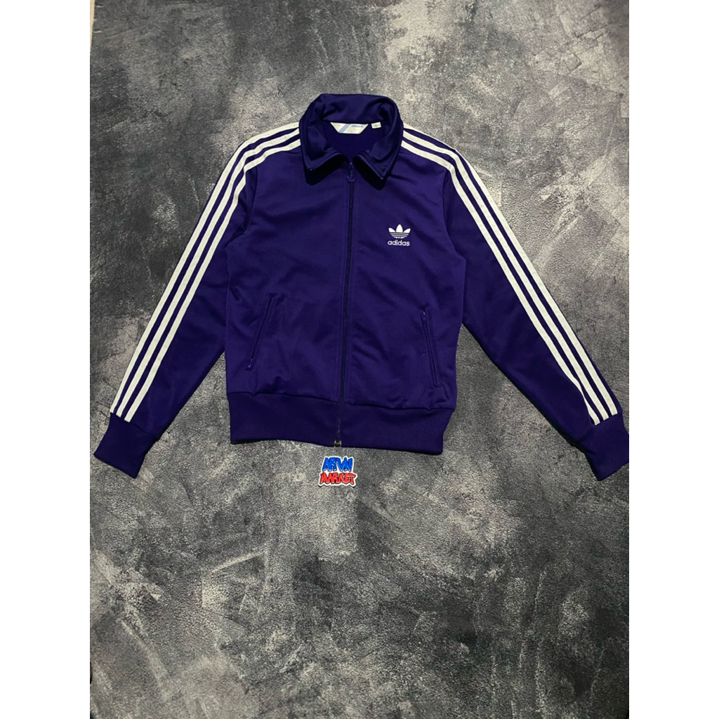 TC ADIDAS BIG LOGO