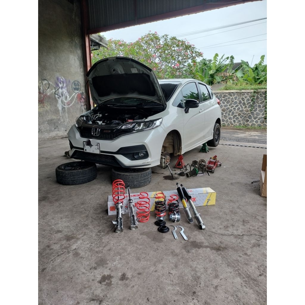 coilover jazz ge8 dan gk5  1 set depan belakang