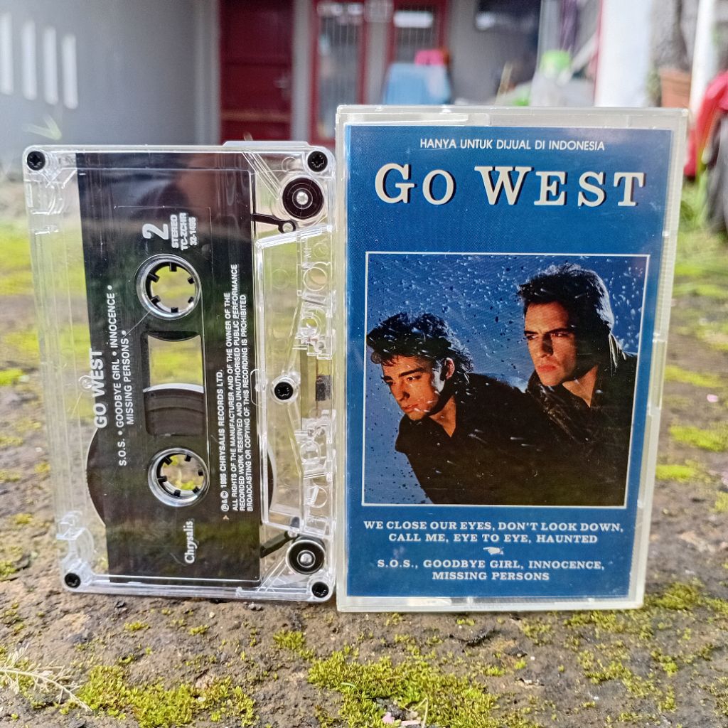 Kaset Go West self-titled (1985) Original Chrysalis Records Like New