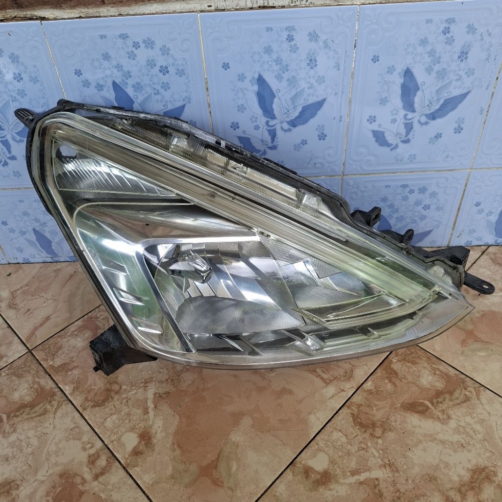 lampu depan headlamp grand Livina L11 2013 2014 2015 2016 2017 original