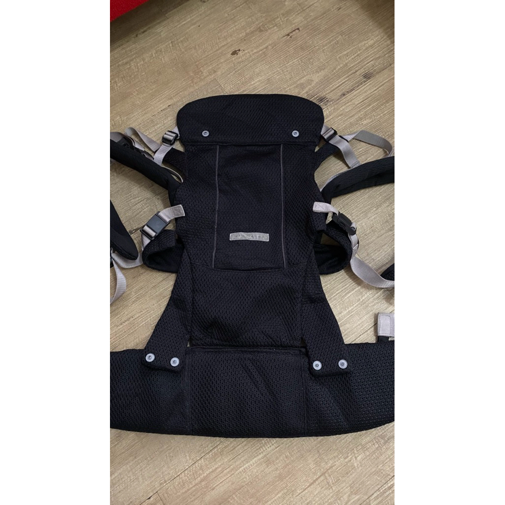 GENDONGAN CLARMIEL ON TOUCH ON 3D MESH