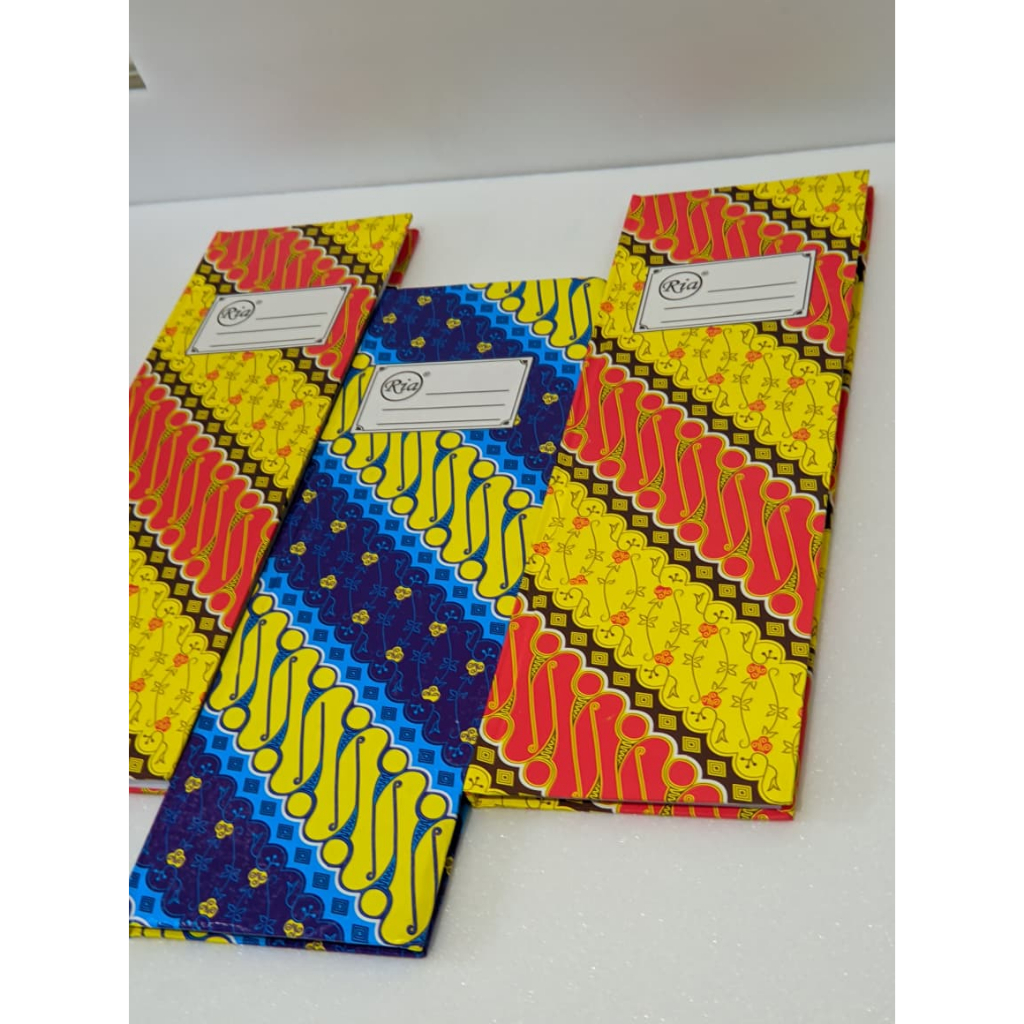 Buku Ekspedisi Ria Hard Cover