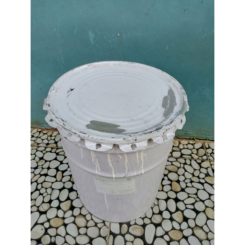 EMBER KALENG BEKAS+TUTUP