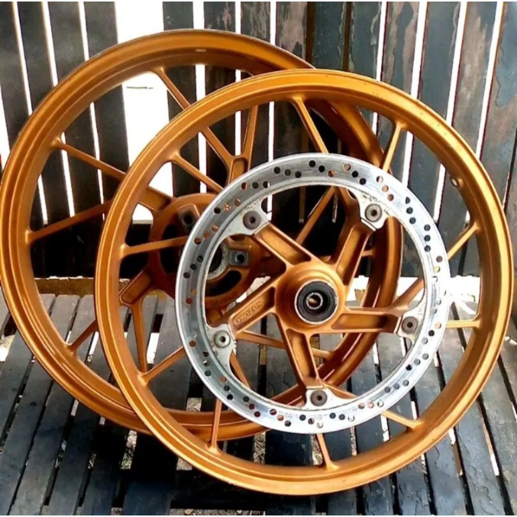 VELG/PELEK DEPAN BELAKANG SUZUKI SATRIA FU FACELIC /FU THAILAND WARNA GOLD COPOTAN ORIGINAL