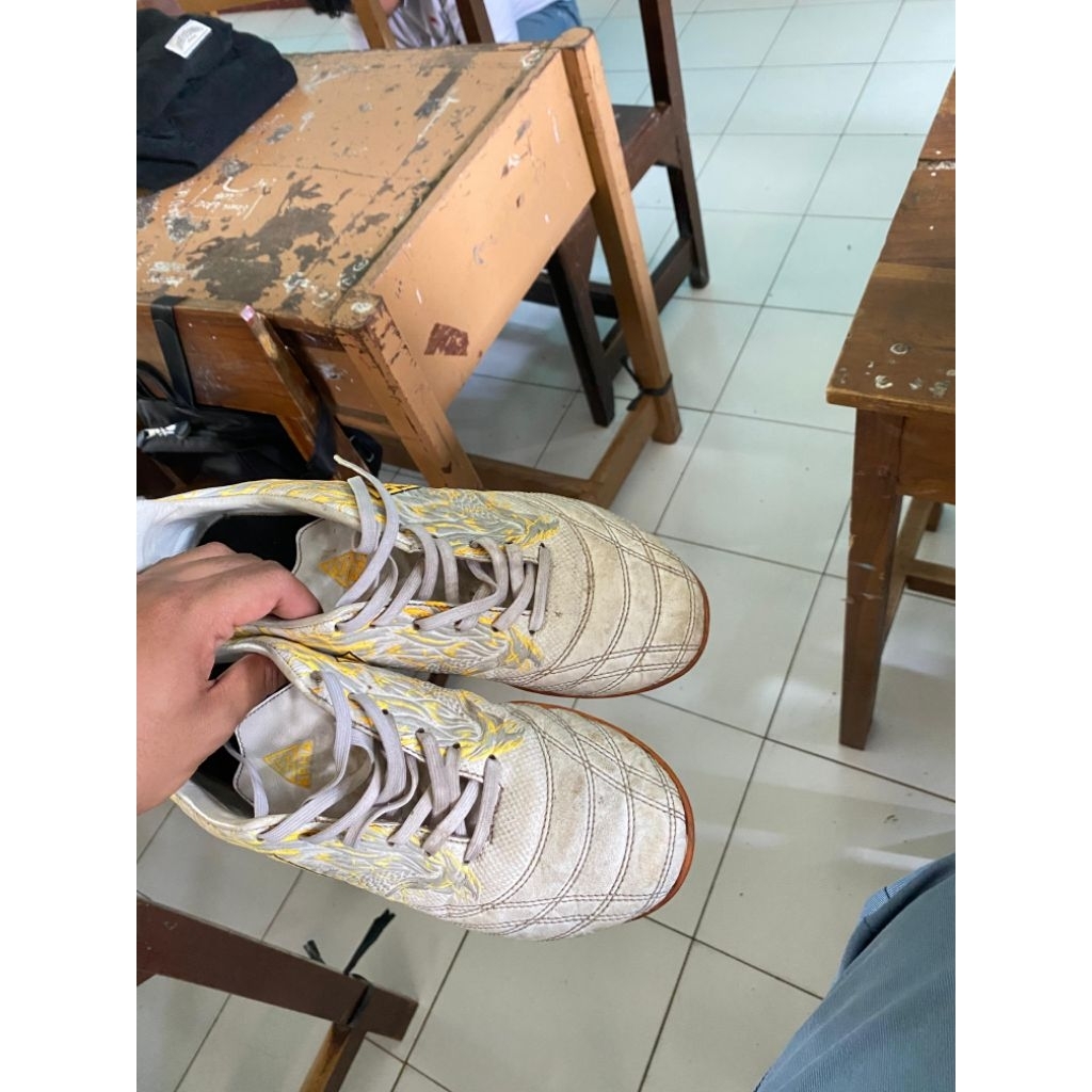 Sepatu futsal apha icarus second