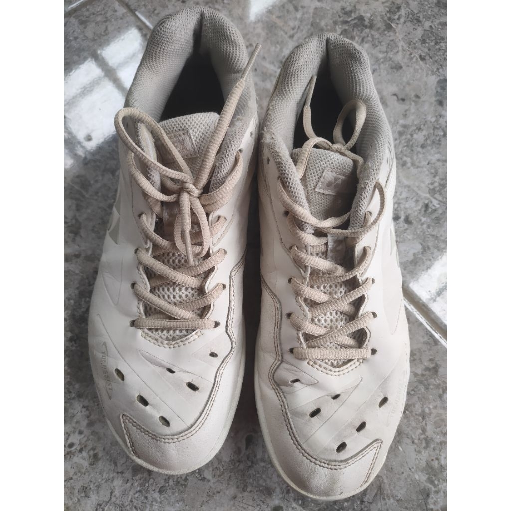 Sepatu Yonex SHB65z3 C90 second original 100%