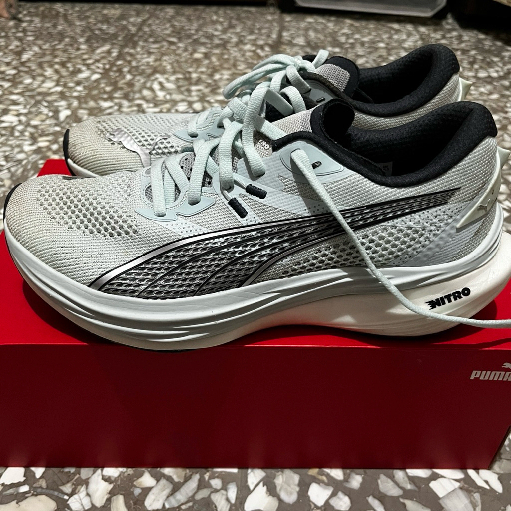 Puma Deviate Nitro 3 Women Wns size 41 26,5cm preloved running shoes sepatu lari