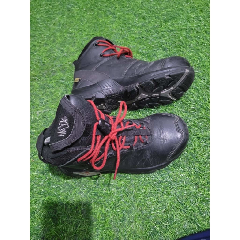 sepatu safety haix black eagle size 36