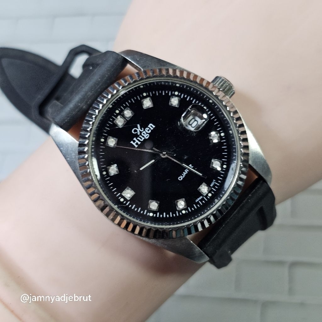 Jam Hugen Crystal 4900 President All Stainless Silver Black Bekas