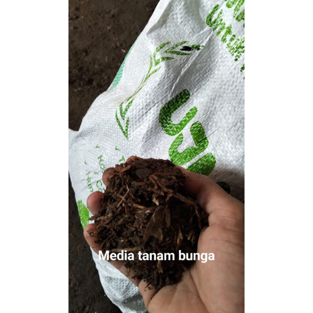 Media Tanam Bunga Siap Pakai 5 Kg Komposisi Tanah Subur, Kohe, Sekam, Cocopeat, Humus Bambu