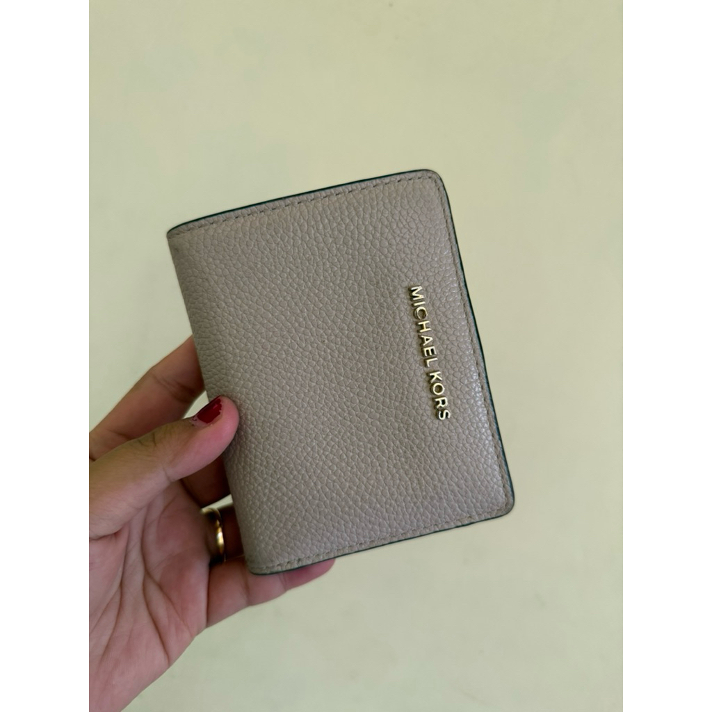 MICHAEL KORS Bifold Wallet [Preloved]