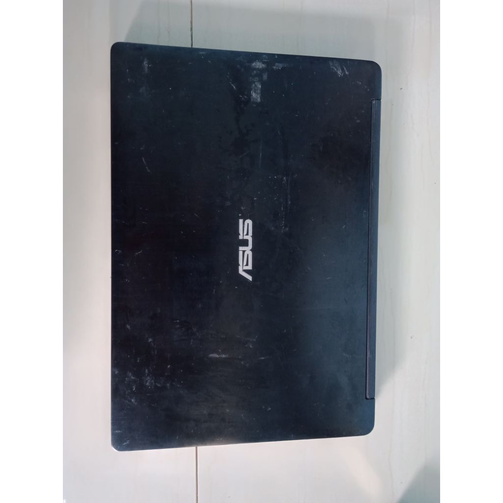 Laptop Asus tipe S56C Minus