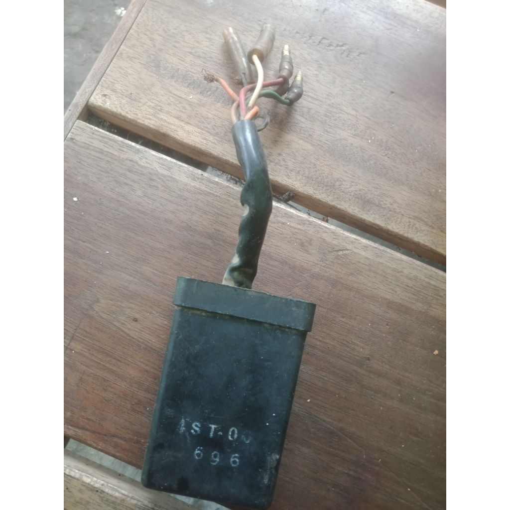 CDI VEGA R LAMA OROGINAL COPOTAN