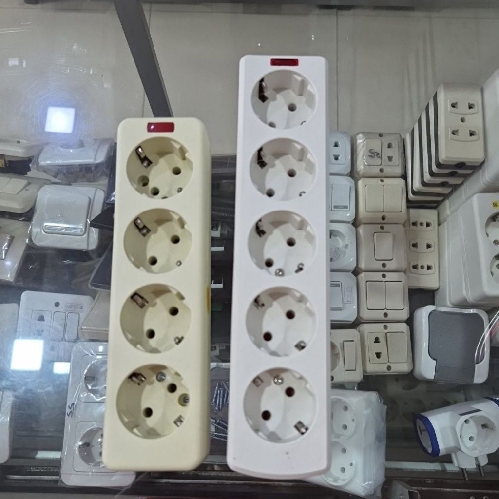 Stop Kontak 4 lubang 5 lubang Terminal Kuningan