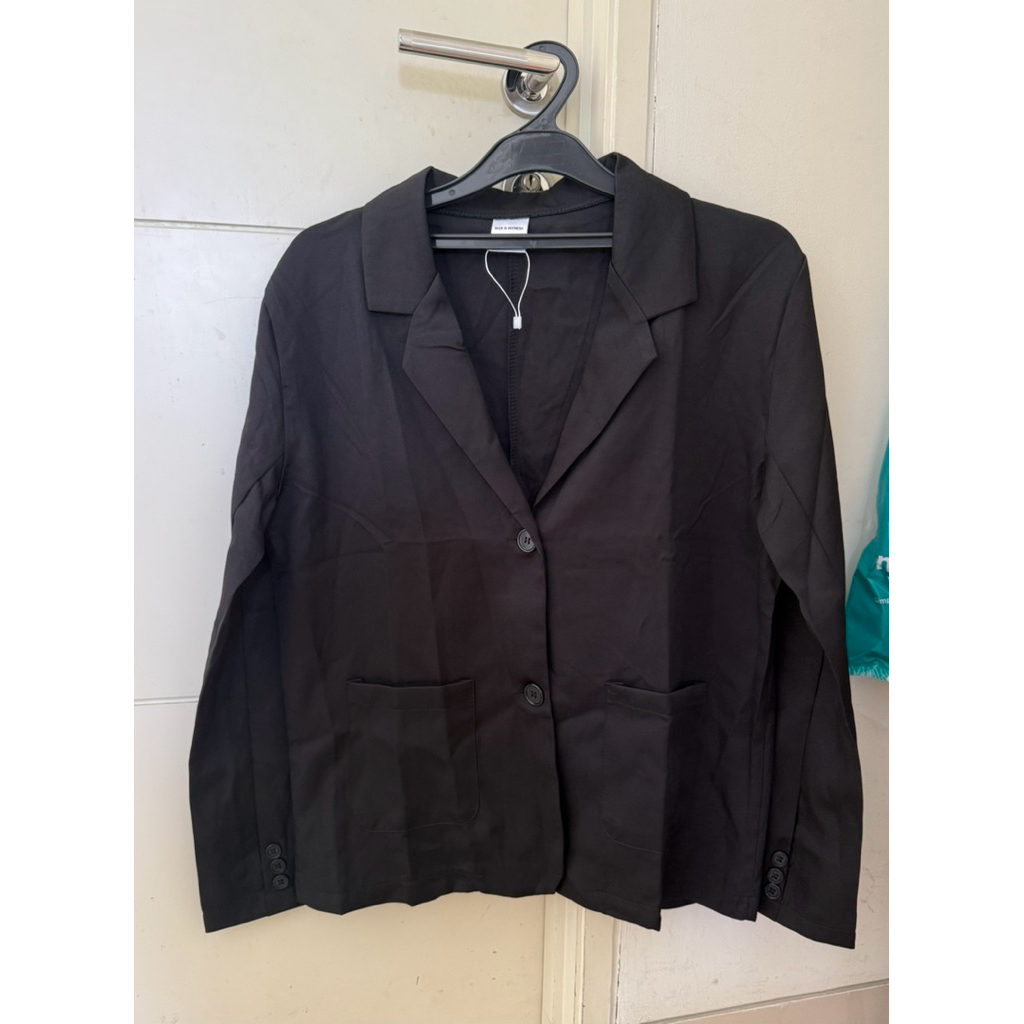 Jas  wanita hitam formal