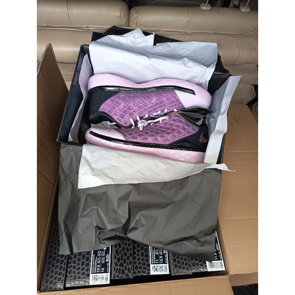 nike kobe 3 low protro  pink quartz