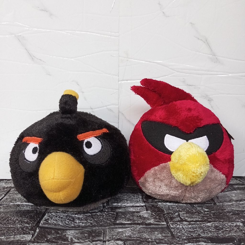 [BUNDLING] BONEKA ANGRY BIRDS RED & BOMB BULU / OFFICIAL MERCHANDISE ANGRY BIRDS RED & BOMB CHANGI A