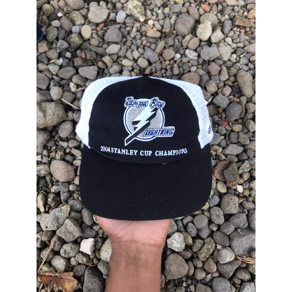 caps nhl two tone 2004