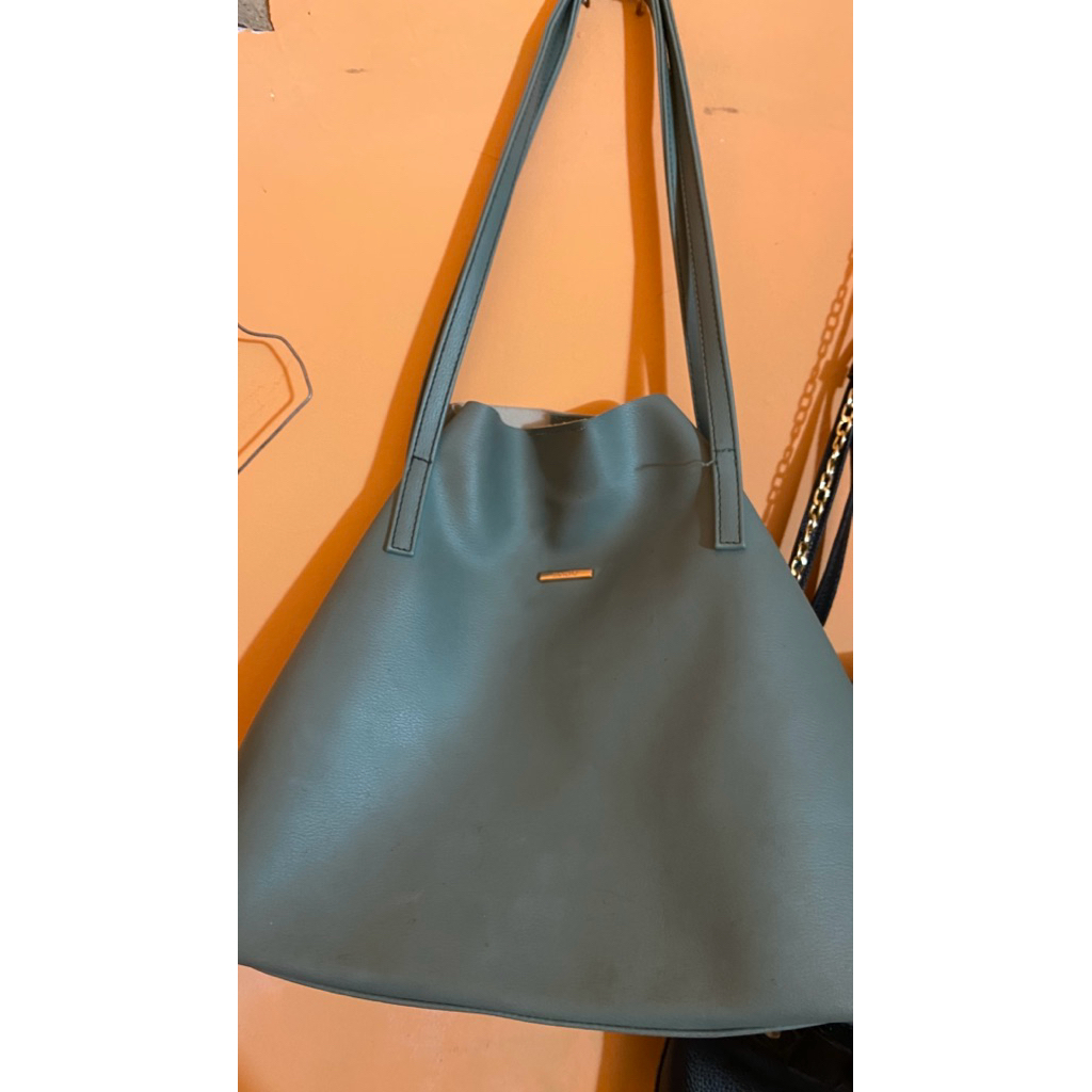 preloved totebag merche