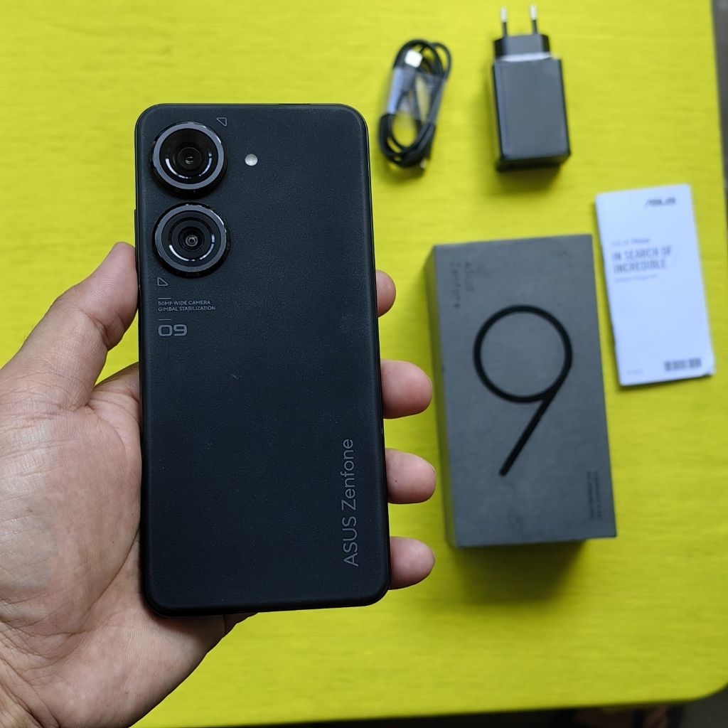 Asus Zenfone 9 5g 8/256GB resmi Indonesia