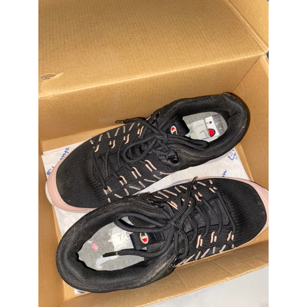 preloved sepatu champion ORI cewe size 38.5 (nego tipis)