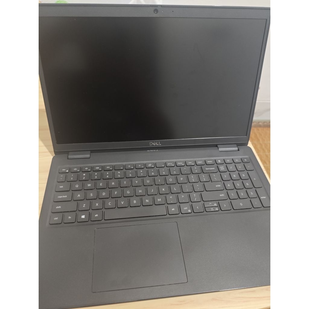 Dell Latitude 3520 Laptop