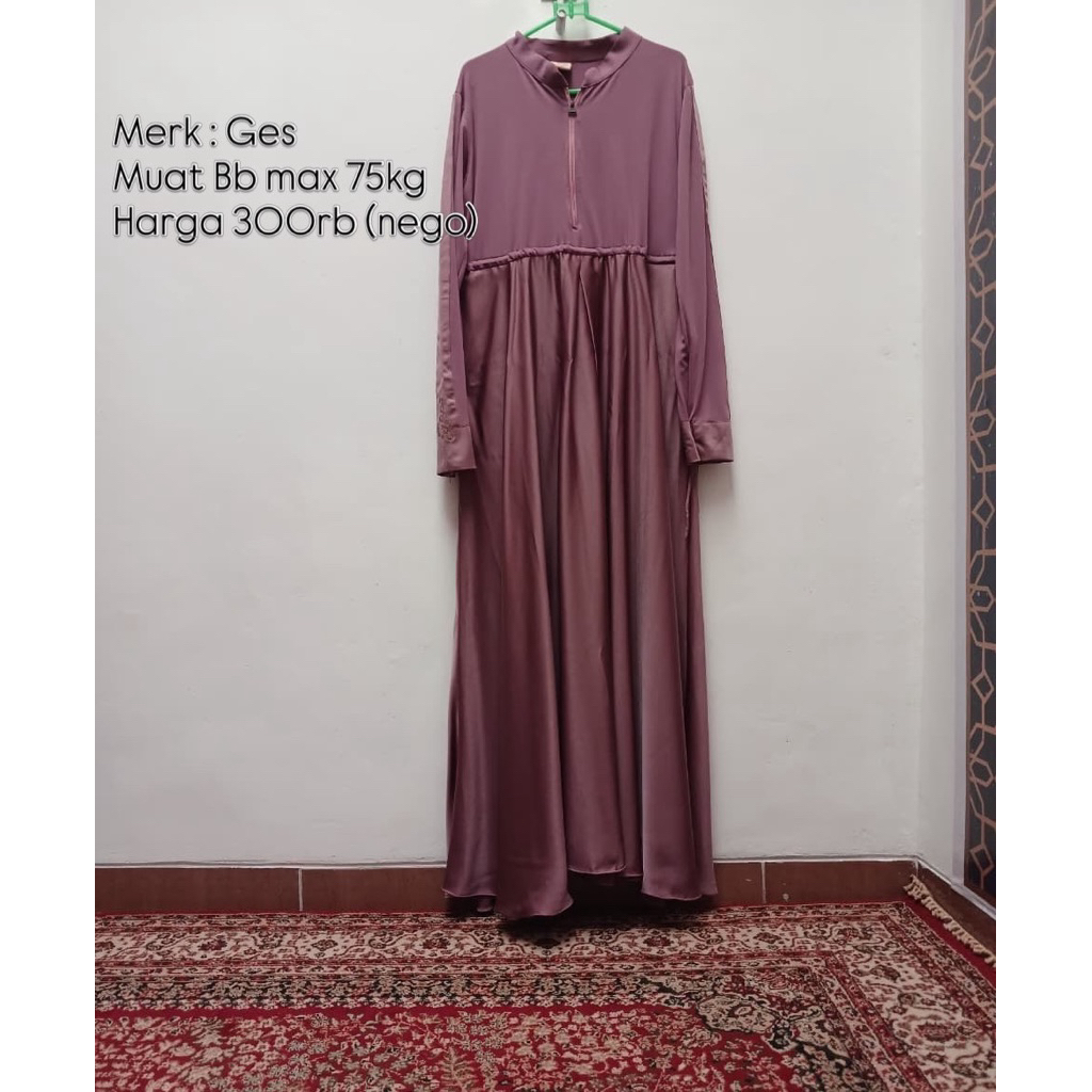 Preloved Gamis + Hijab By Gallery Syarifah Satu Set