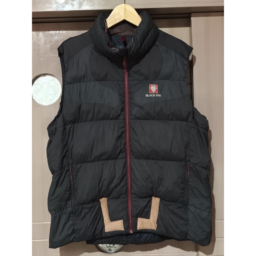 Rompi vest puffer / gelembung tebal black yak