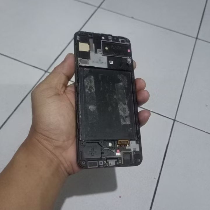Lcd Samsung A30s ORI + Freme Bekas BACA DISKRIPSI