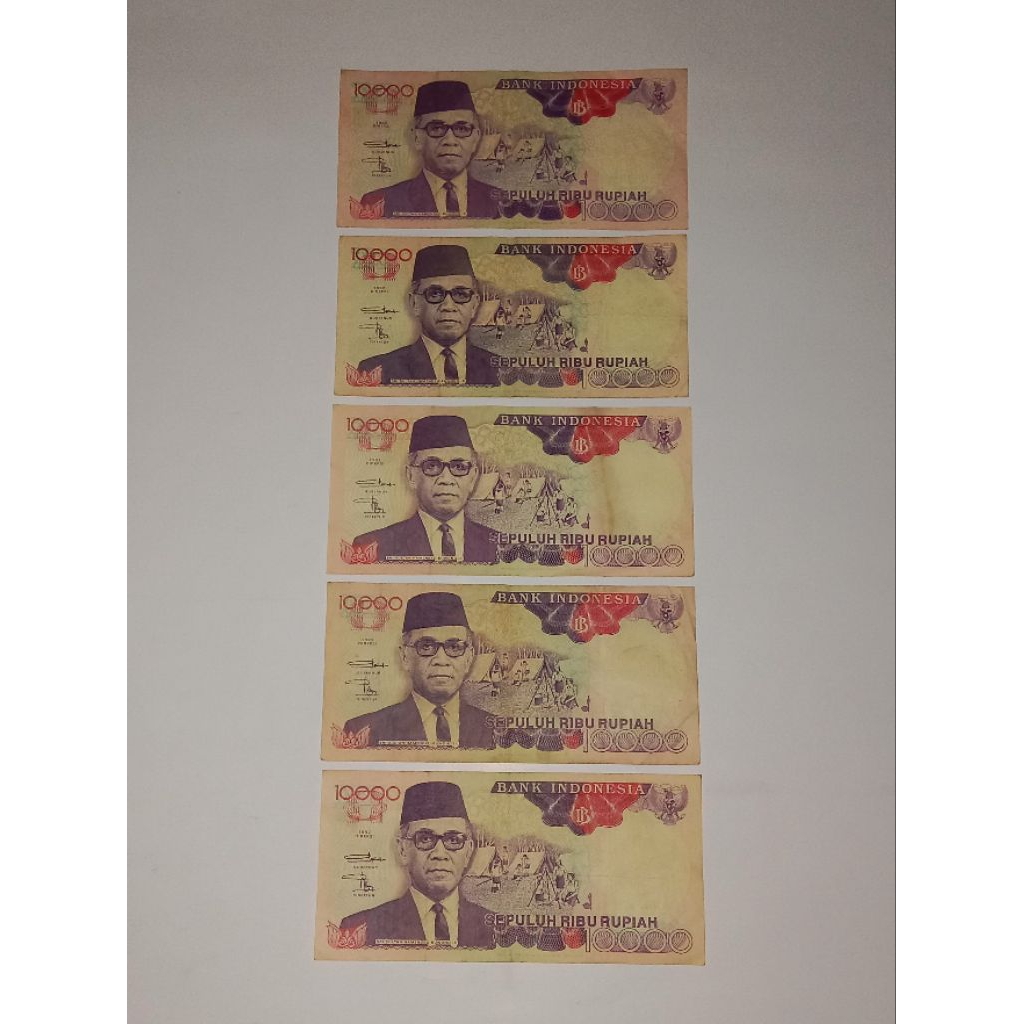 Uang kuno 10000 rupiah hamengkubuwono