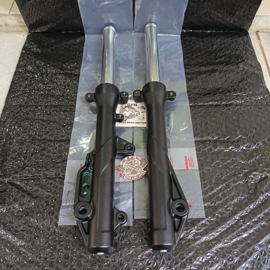 as shock tabung depan PCX 160 ABS 2025 PCX 150 ABS Kualitas original